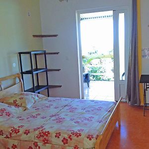 GITE-Hotel LA CAZ DES ORANGERS